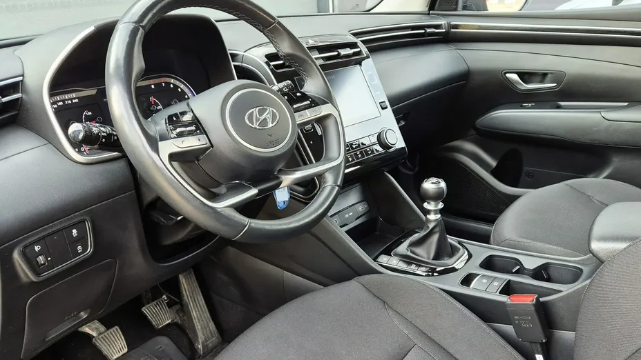 HYUNDAI Tucson -