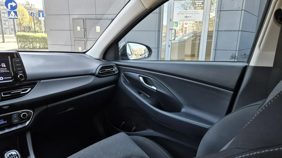 HYUNDAI i30 -