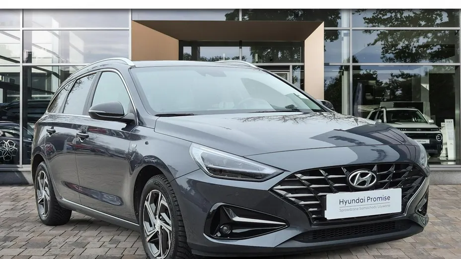 HYUNDAI i30 -