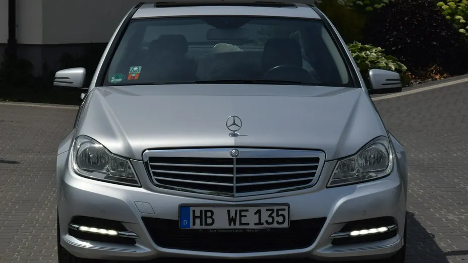 MERCEDES-BENZ C Klasa -