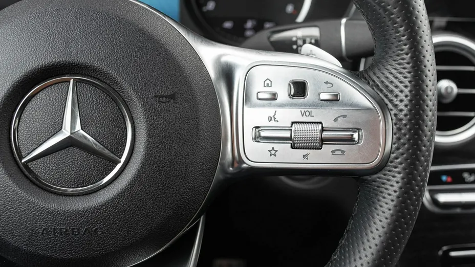 MERCEDES-BENZ GLC -