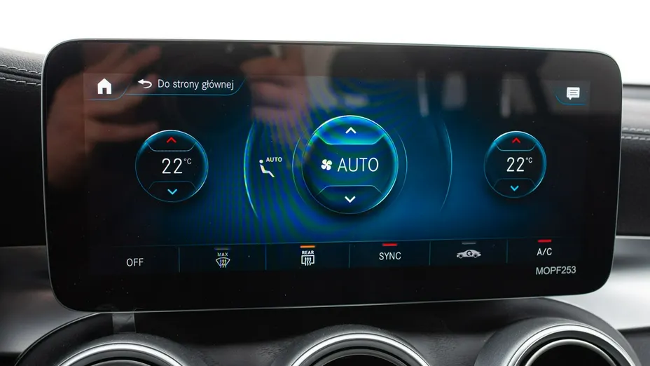 MERCEDES-BENZ GLC -