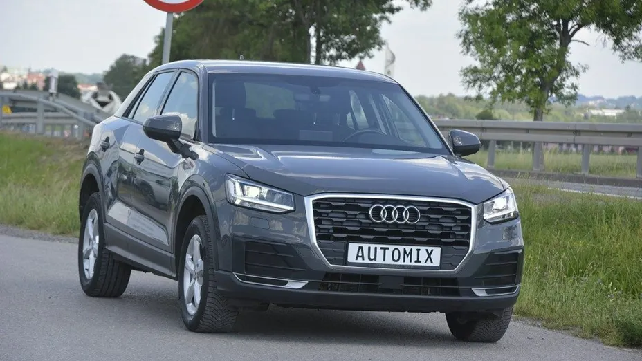 AUDI Q2 -