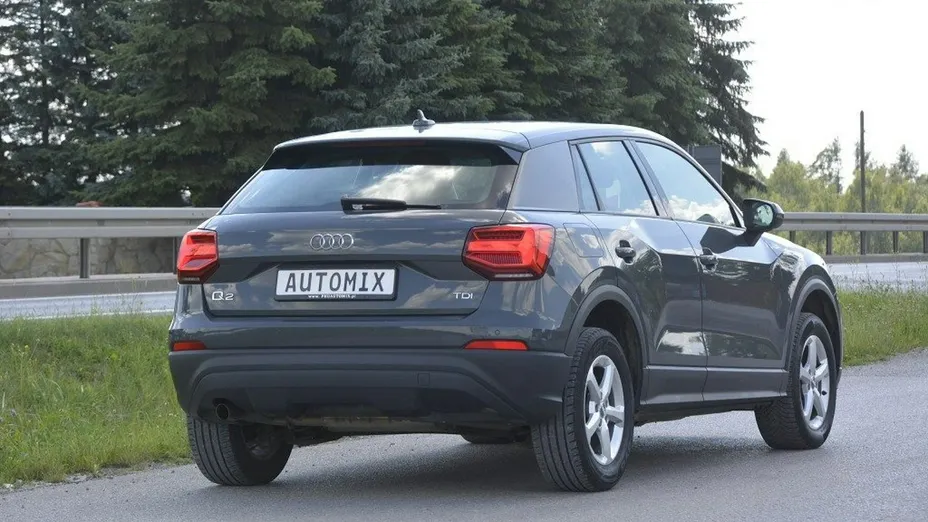 AUDI Q2 -