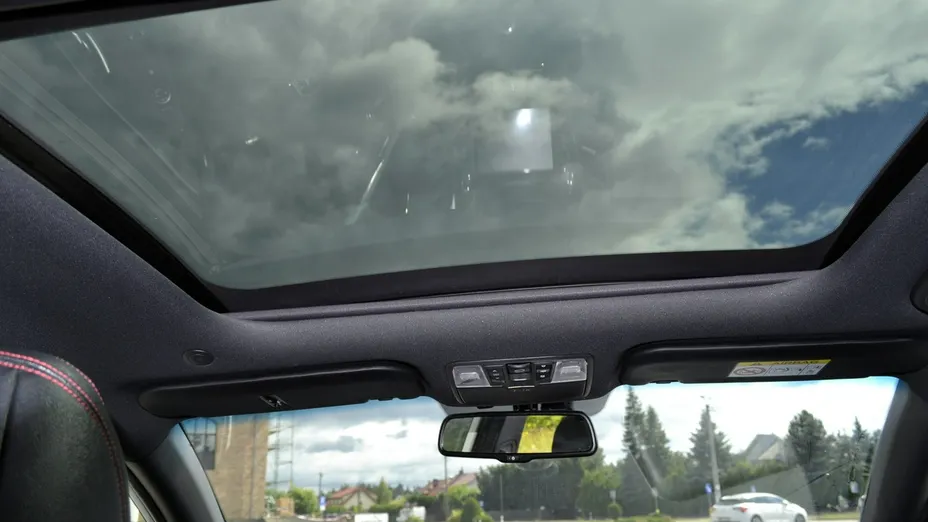HYUNDAI i30 -
