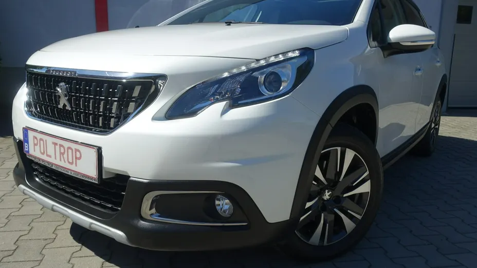 PEUGEOT 2008 -