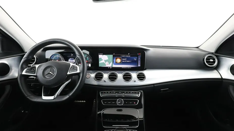 MERCEDES-BENZ E Klasa -