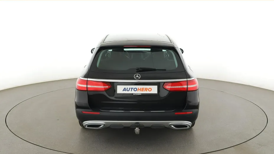 MERCEDES-BENZ E Klasa -
