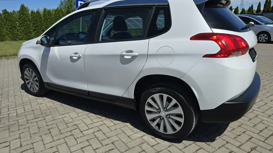 PEUGEOT 2008 -