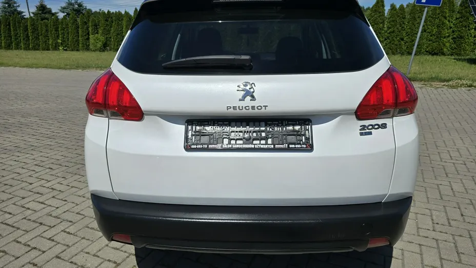 PEUGEOT 2008 -