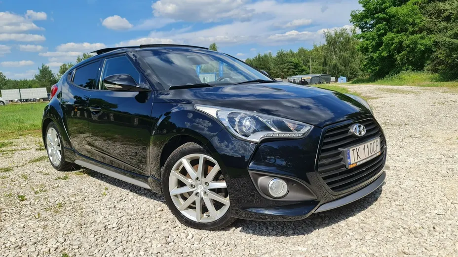 HYUNDAI Veloster -