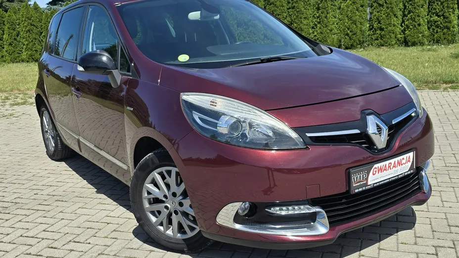 RENAULT Scenic -