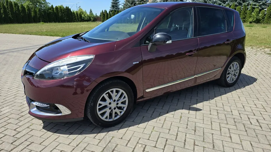 RENAULT Scenic -