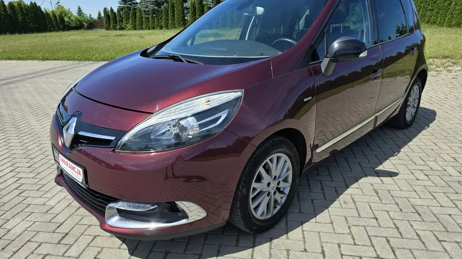 RENAULT Scenic -