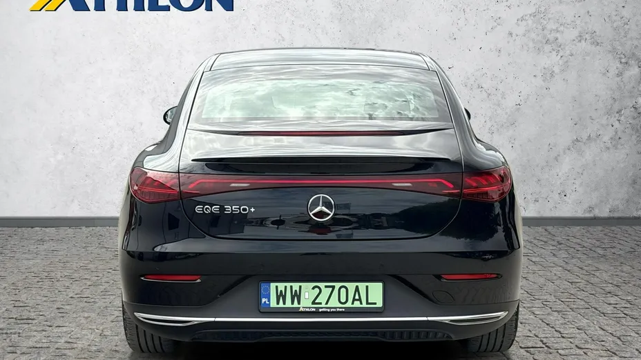 MERCEDES-BENZ EQE -