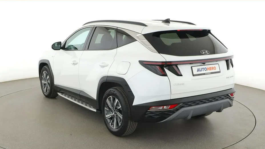 HYUNDAI Tucson -