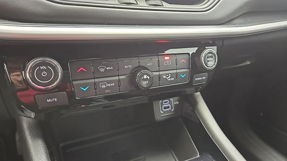 JEEP Compass -