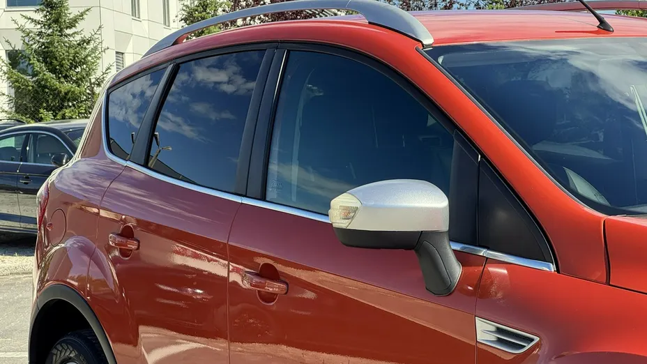 FORD Kuga -