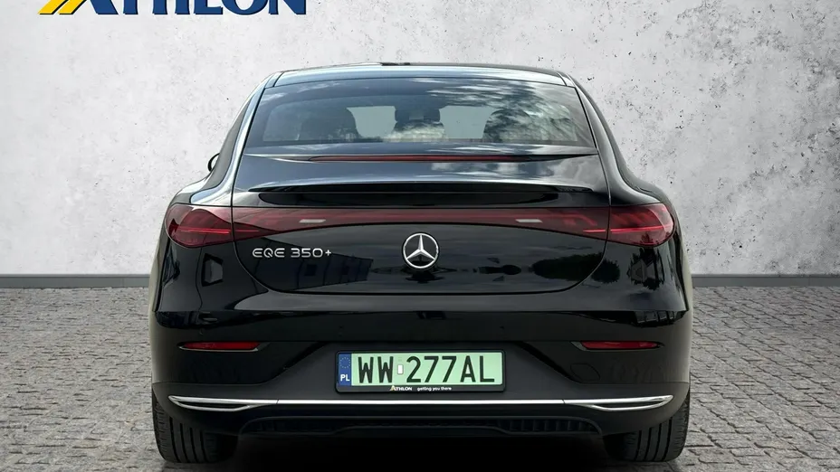 MERCEDES-BENZ EQE -