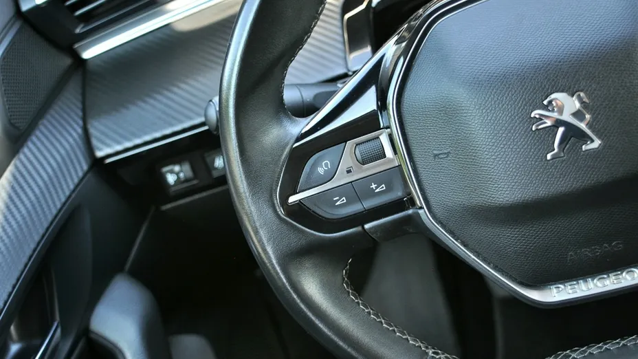 PEUGEOT 508 -