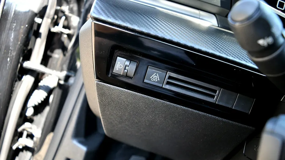 PEUGEOT 508 -
