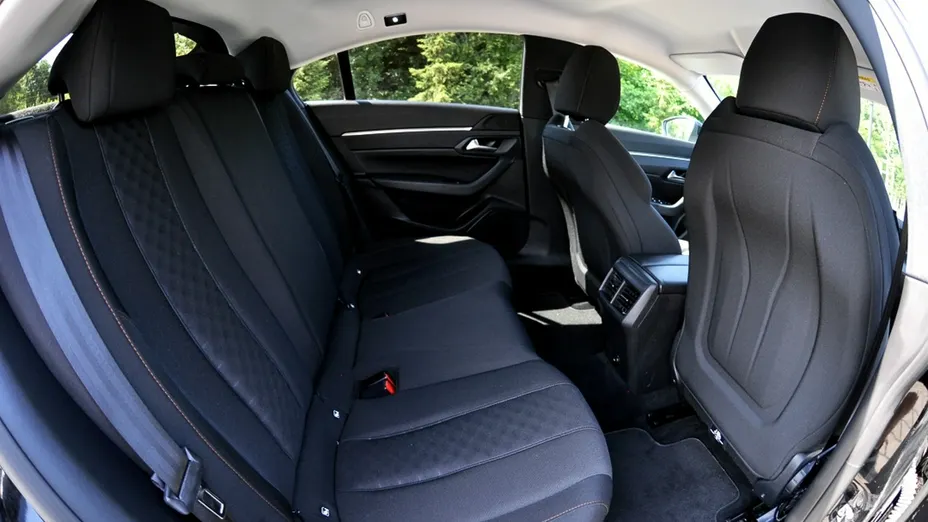 PEUGEOT 508 -