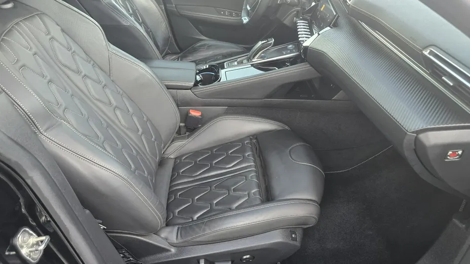 PEUGEOT 508 -