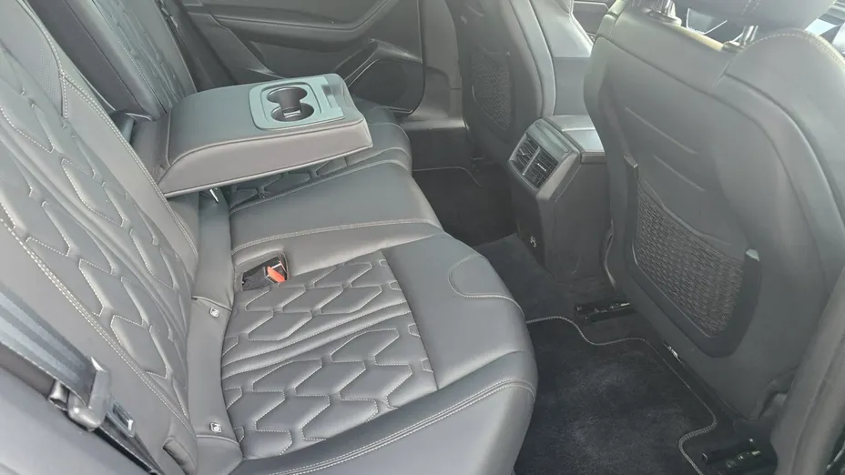 PEUGEOT 508 -