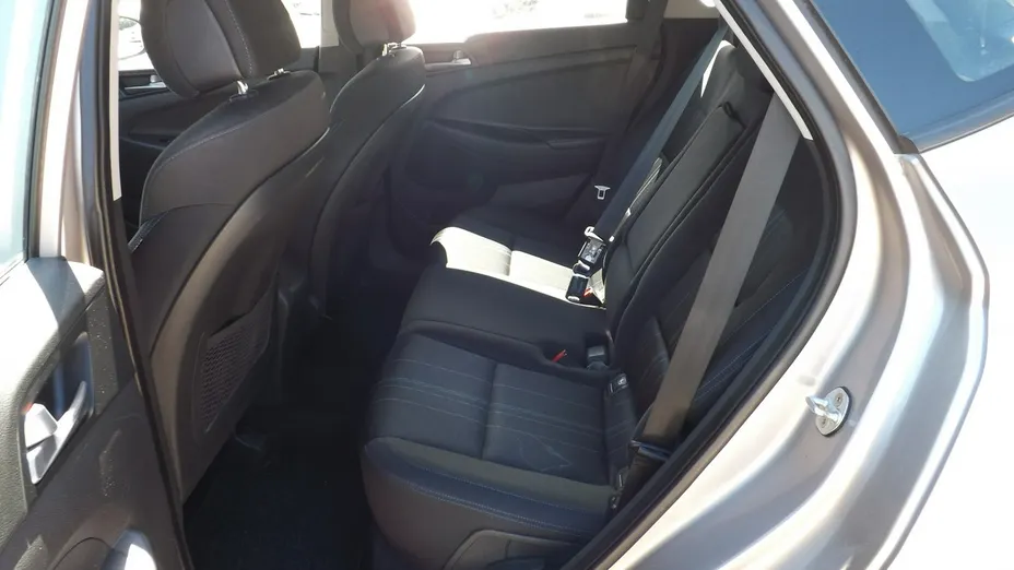HYUNDAI Tucson -