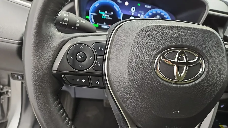 TOYOTA Corolla Cross -