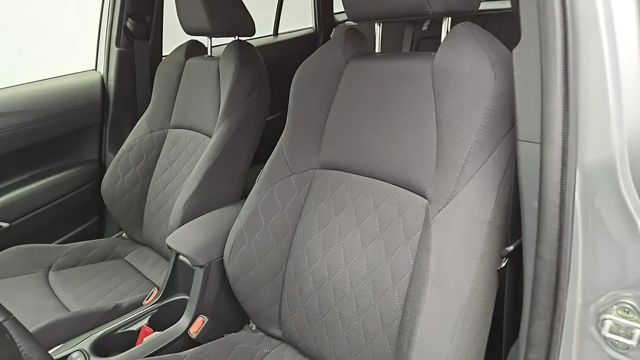 TOYOTA Corolla Cross -
