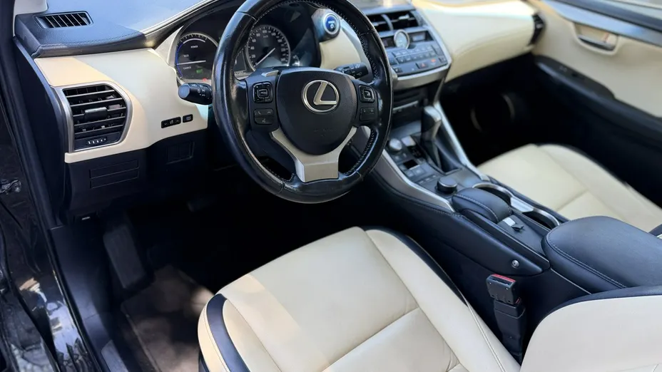 LEXUS NX -