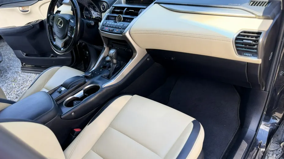LEXUS NX -