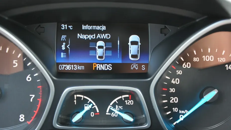 FORD Kuga -