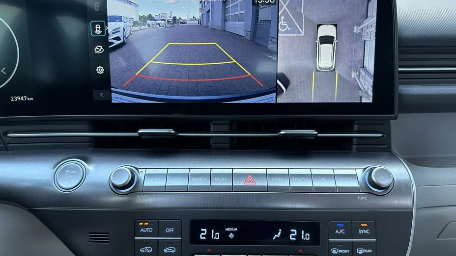 HYUNDAI Kona -
