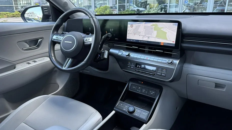 HYUNDAI Kona -