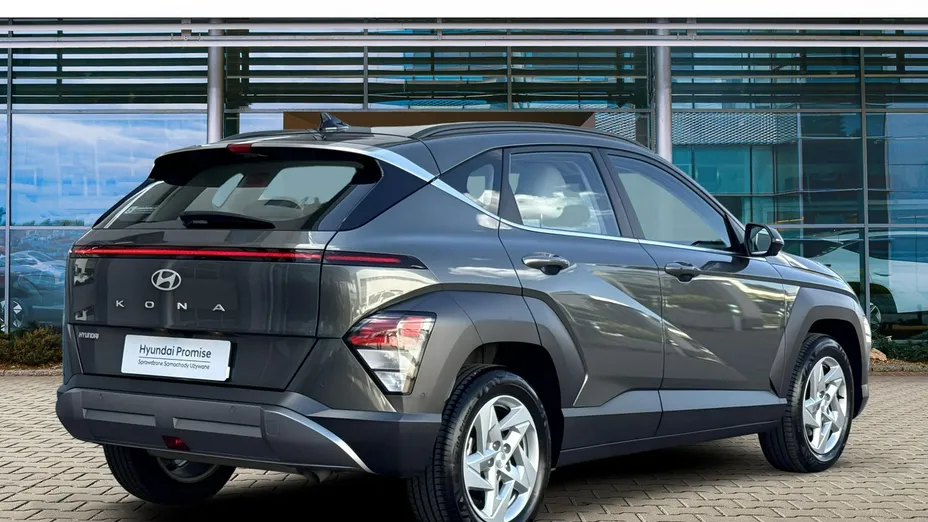 HYUNDAI Kona -