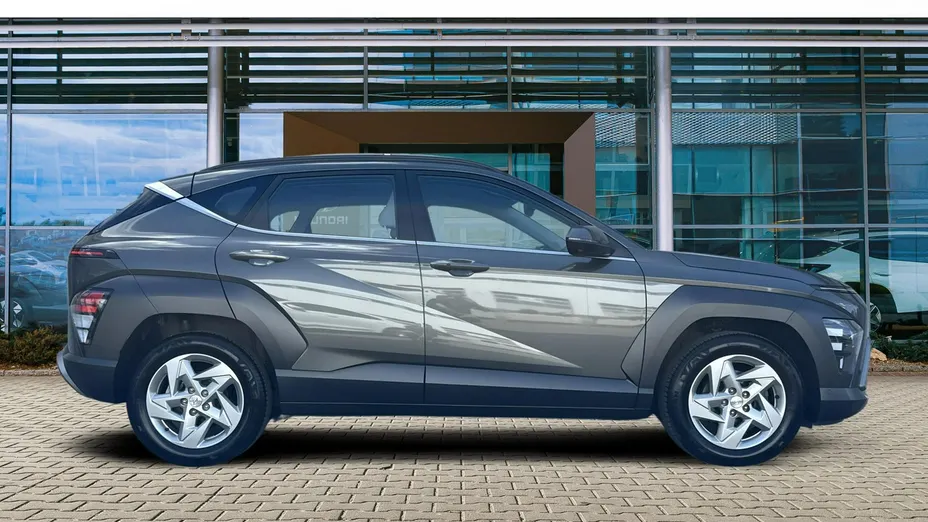 HYUNDAI Kona -