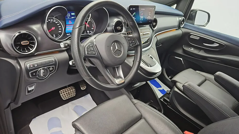 MERCEDES-BENZ EQV -