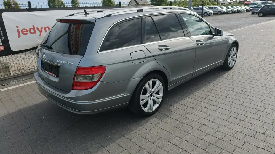 MERCEDES-BENZ C Klasa -