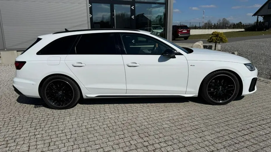 AUDI A4 Avant -