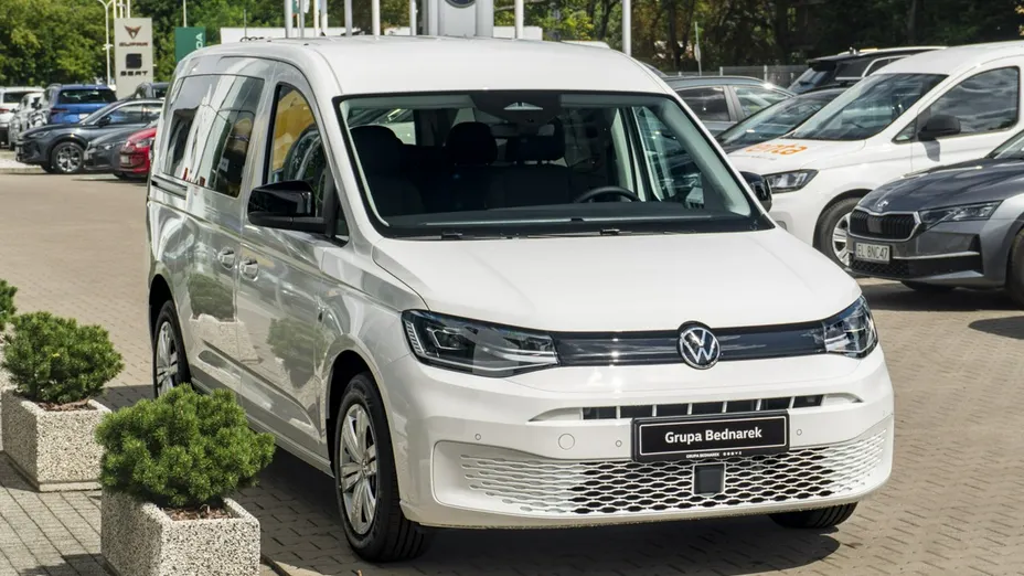 VOLKSWAGEN Caddy -