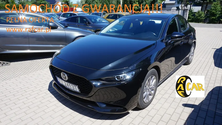 MAZDA 3 -
