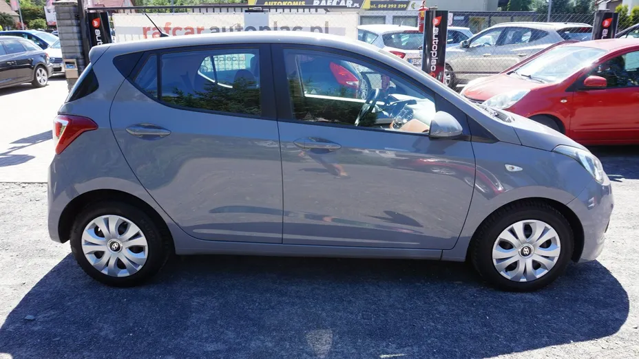 HYUNDAI i10 -