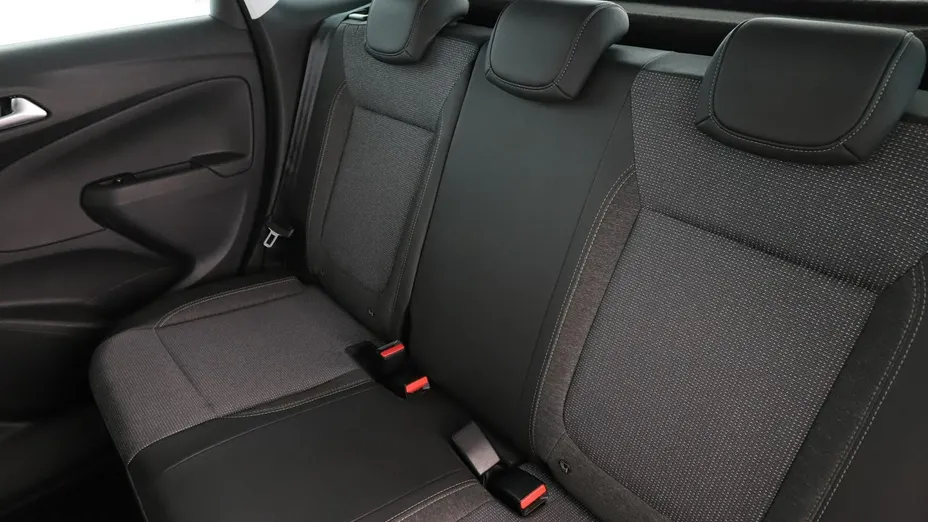 OPEL Crossland X -