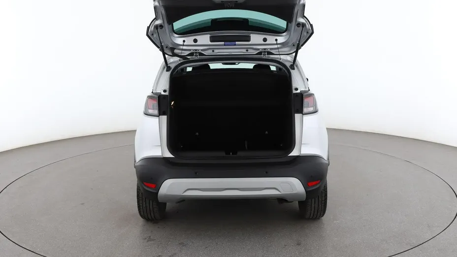 OPEL Crossland X -