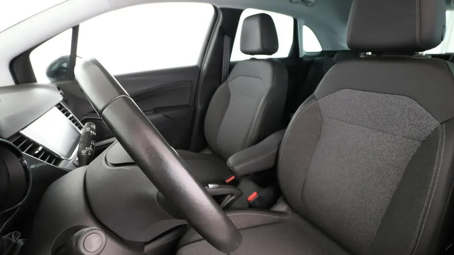 OPEL Crossland X -
