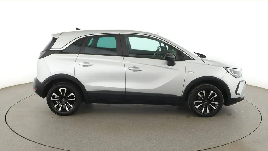 OPEL Crossland X -