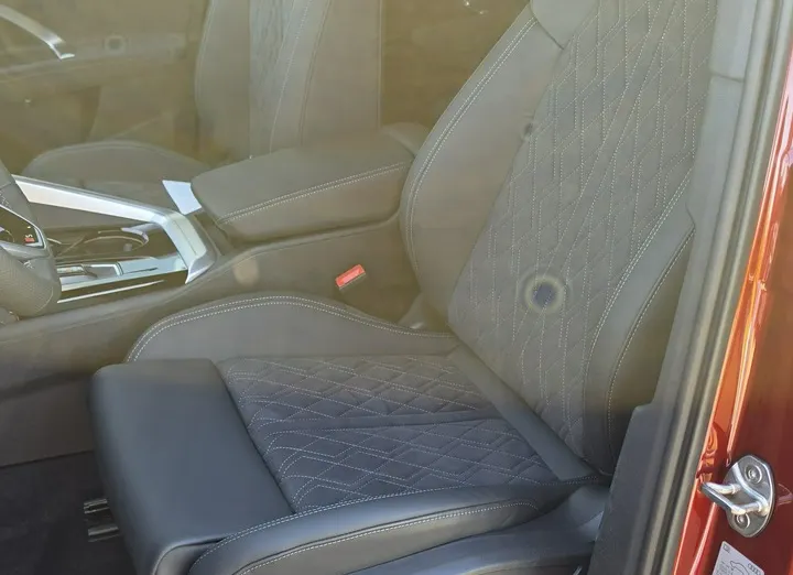 AUDI Q5 -