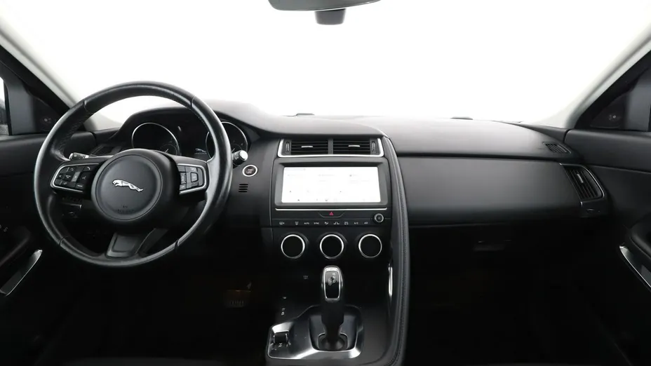 JAGUAR E-Pace -